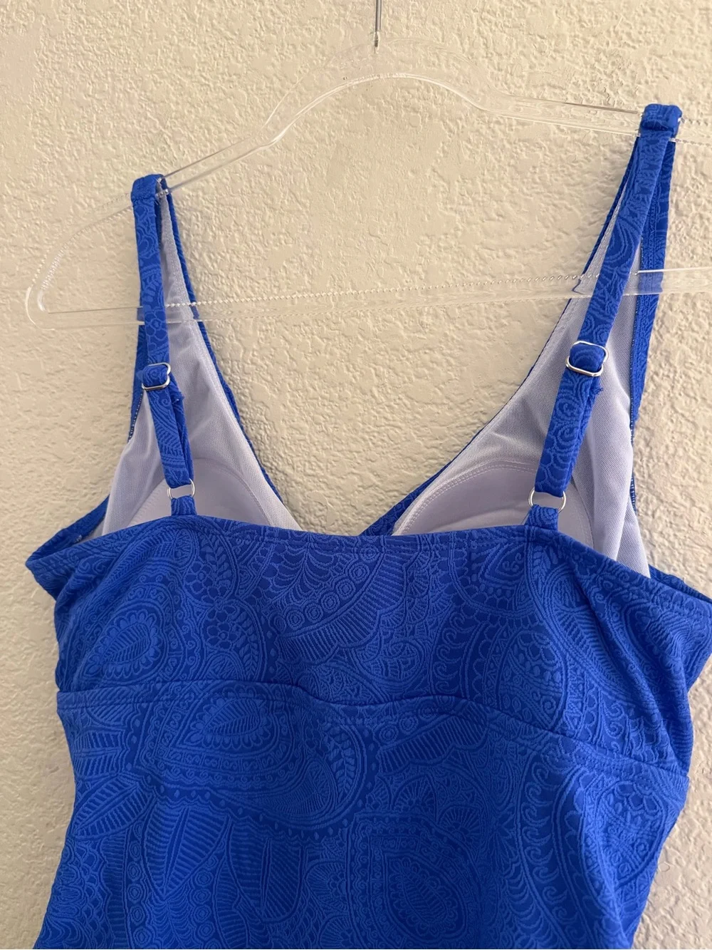 Swim Solutions Twist Front Textured Paisley Tankini Top - Picture 4 of 4